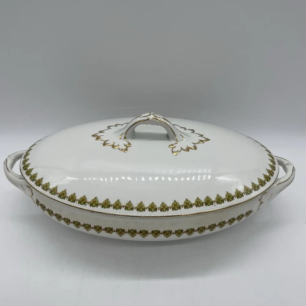 Vintage Wood & Sons Oval Covered Vegetable Serving Bowl & Lid Handles England